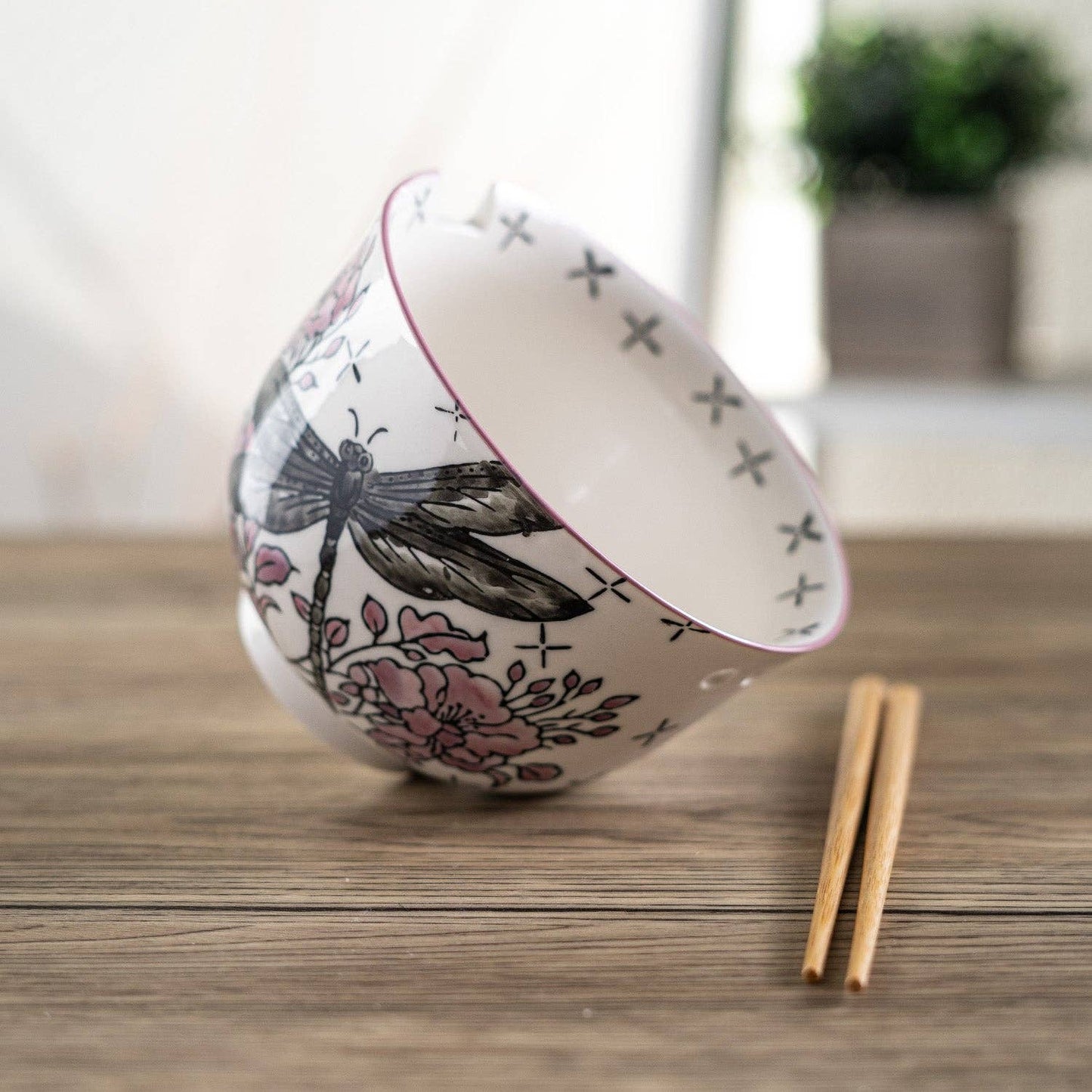 Dragonfly Donburi Bowl With Chopsticks Set