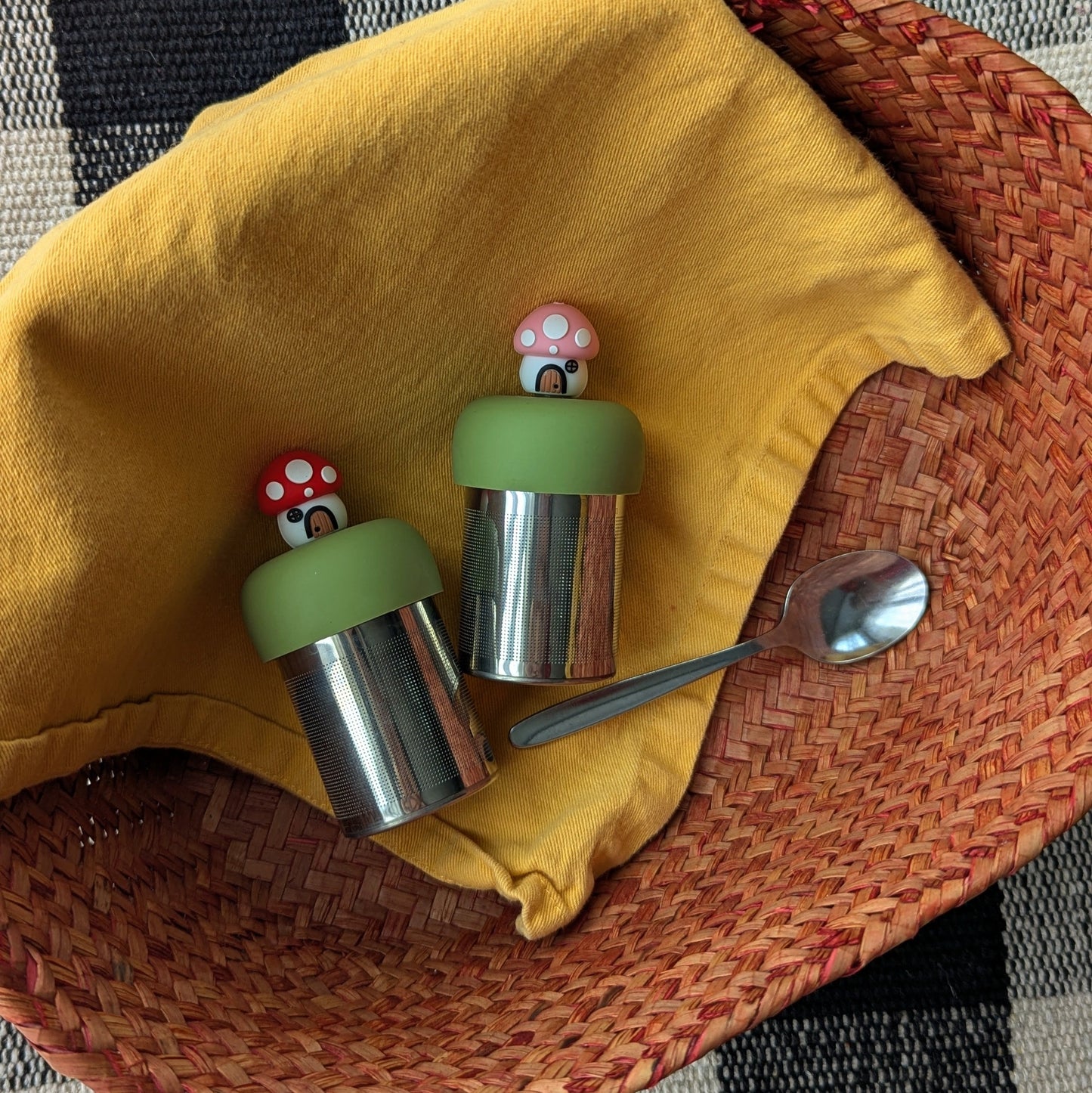 Pink Mushroom Cottage Floating Tea Steeper