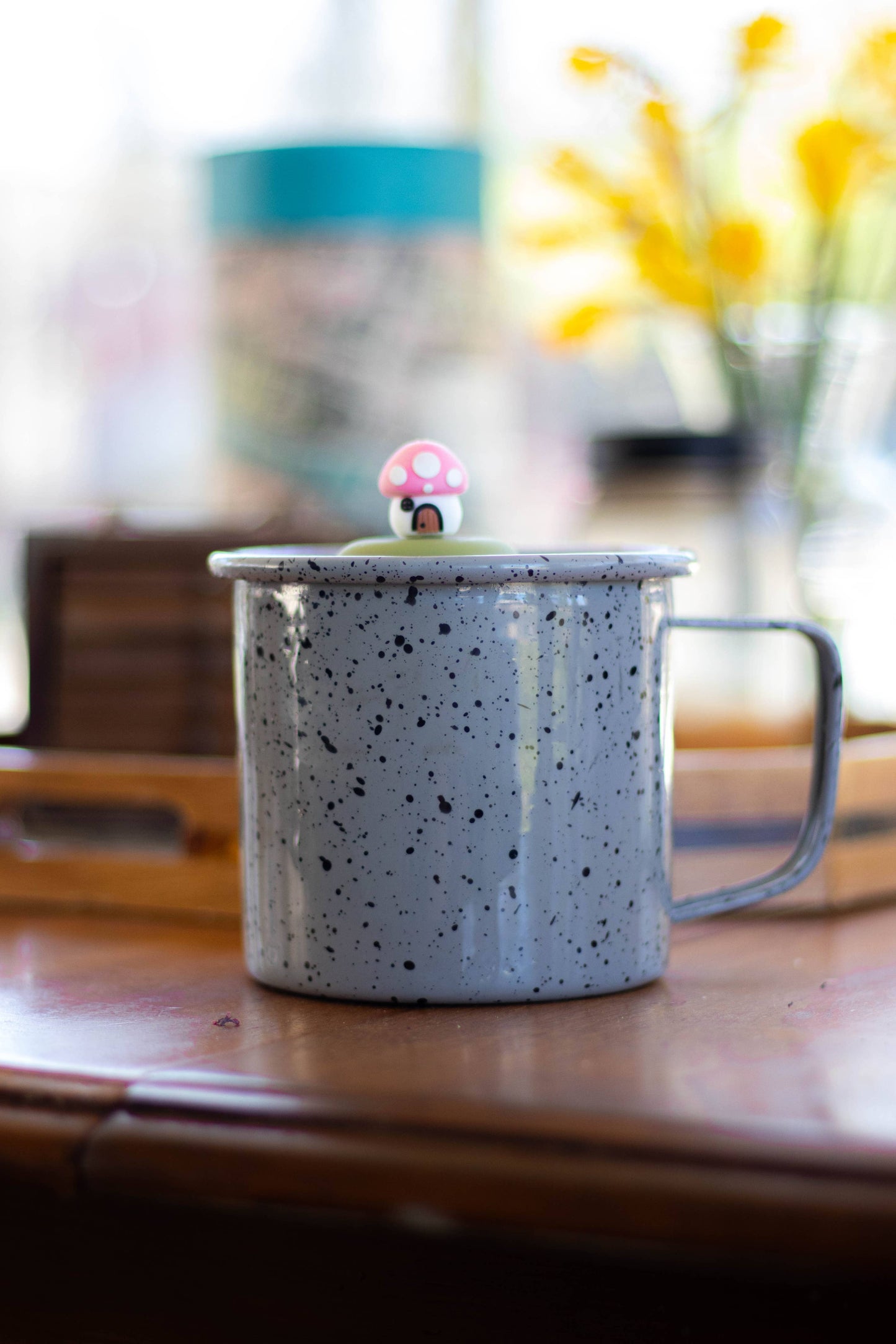 Mushroom Cottage | Floating Tea Steeper | Green Base | Pink