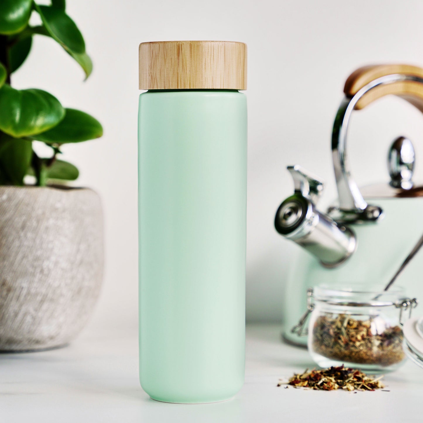 Tatyana Ceramic To-Go Infuser Mug in Turquoise